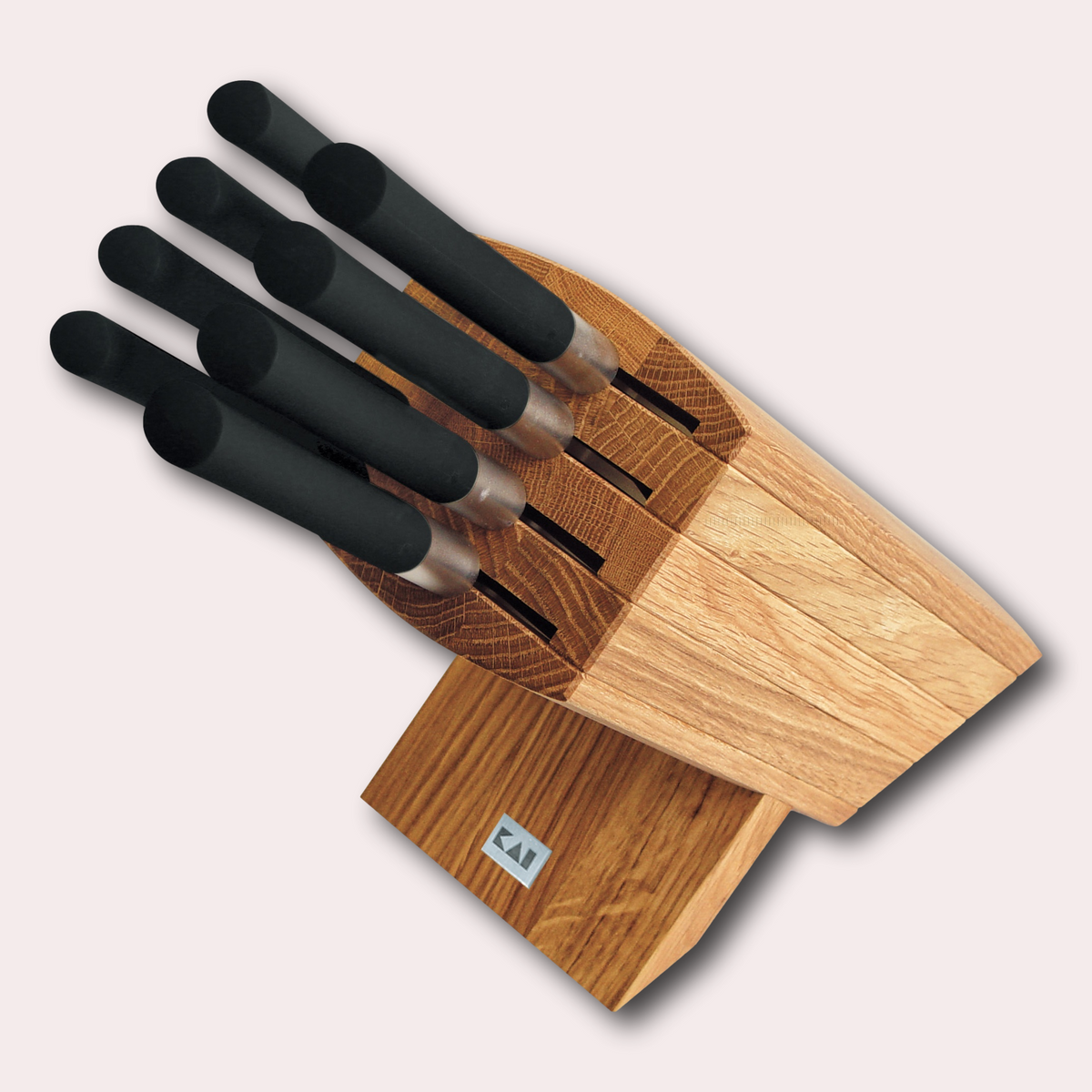 Kai oak knife block with 8 Wasabi knives