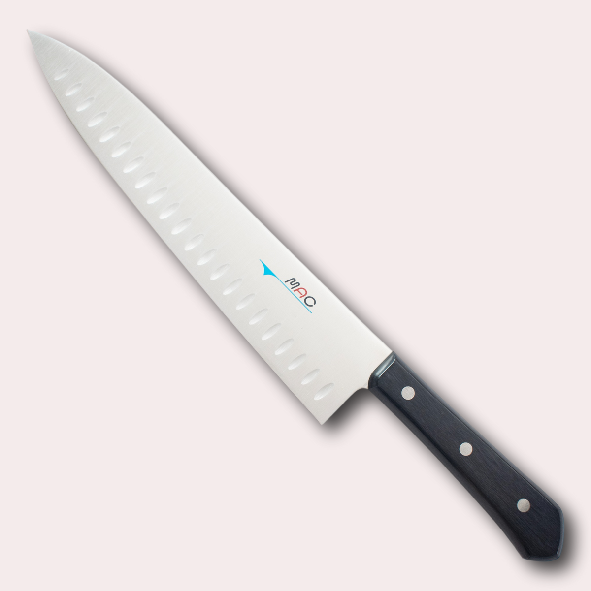MAC Chef 22.5cm Hollow-Edge-Gyuto knife. High carbon Chrome Molybdenum Vanadium steel blade with a riveted black Pakkawood handle.