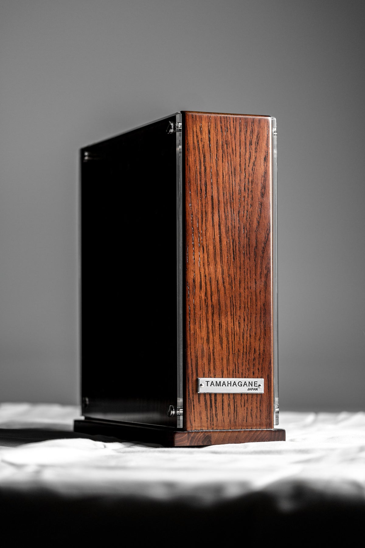 Knife Block in Brown