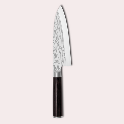 Kai Shun Pro Sho Deba knife. VG10 steel honed on one side only. Decorative blade design and black pakkawood handle. japanese-knives.co.uk
