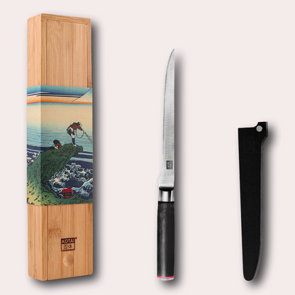 Kotai Pakka 440c japanese fillet knife. Hammered finshed blade with rounded pakkawood handle.