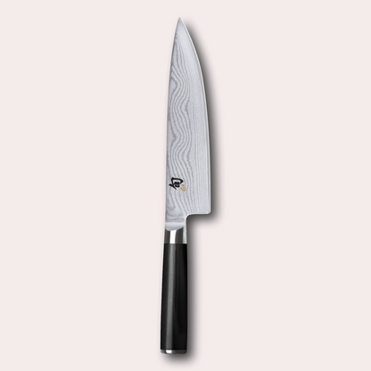 KAI Shun 20cm chef Knife , damascus blade with razor sharp edge and black pakkawood handle. 