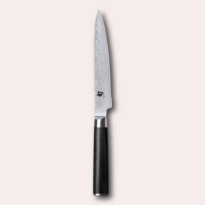 KAI Shun 15cm serrated utilty Knife , damascus blade with razor sharp edge and black pakkawood handle. 