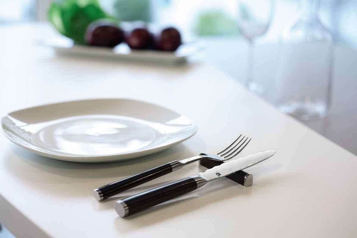 Kai Shun 2 piece fish knife and fork cutlery set with knife rest in presentation box