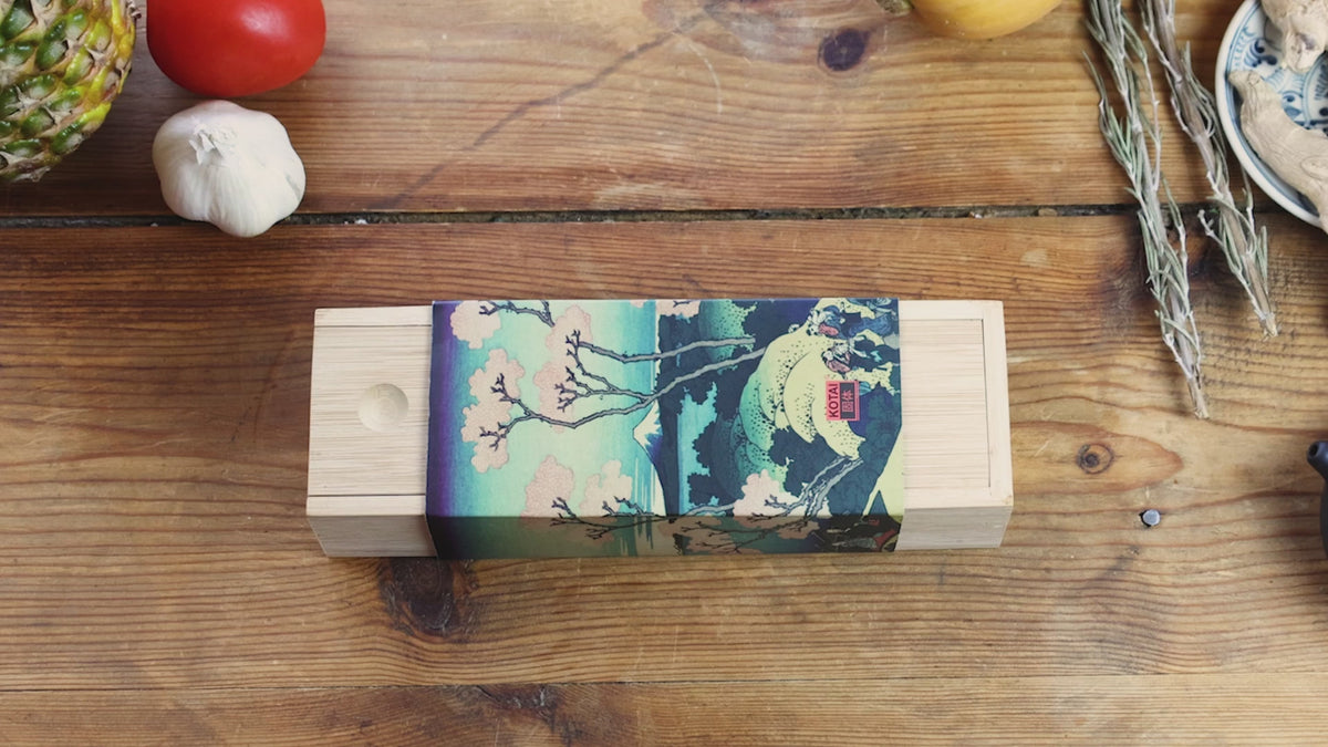 Load video: KOTAI Pakka Paring Knife 9cm