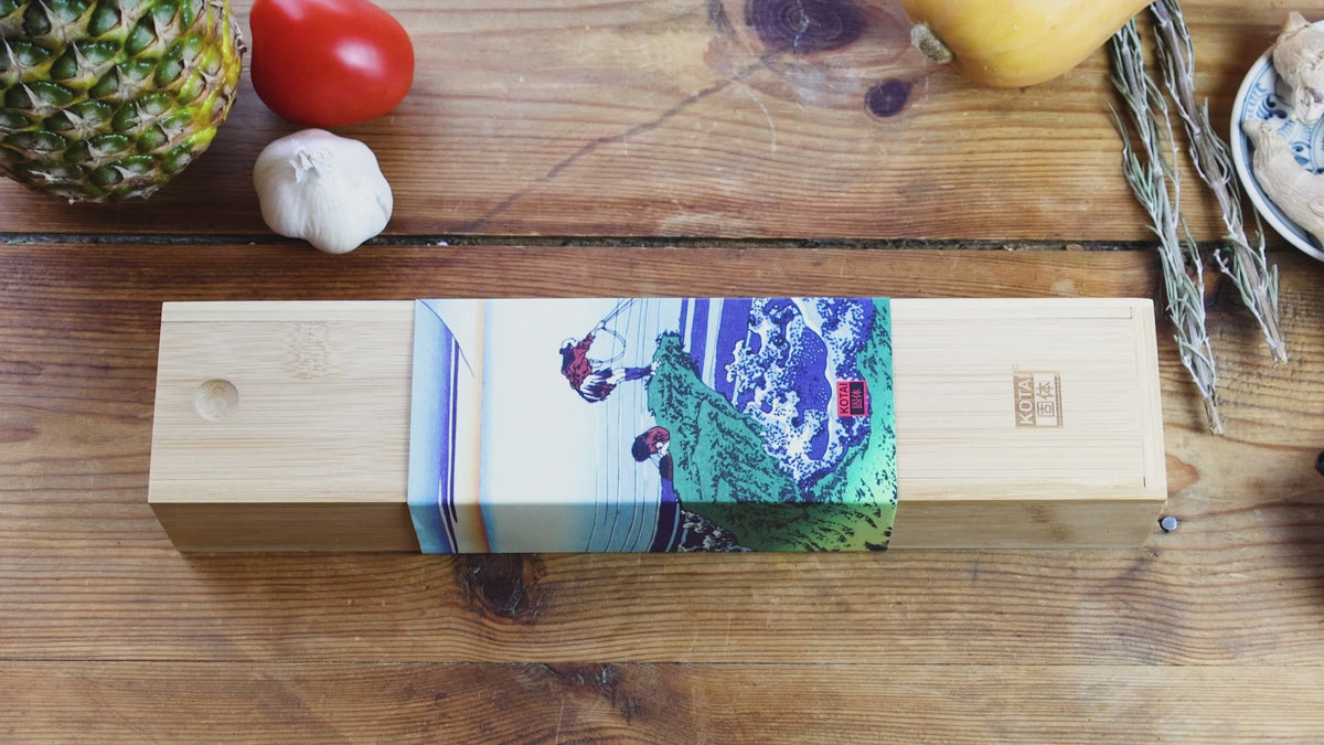 Load video: KOTAI Pakka Flexible Fillet Knife 20cm